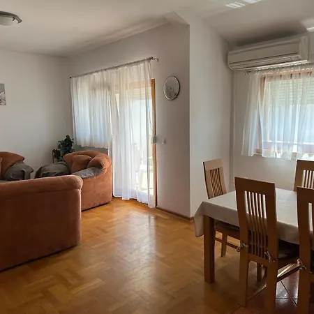 Apartment Jure